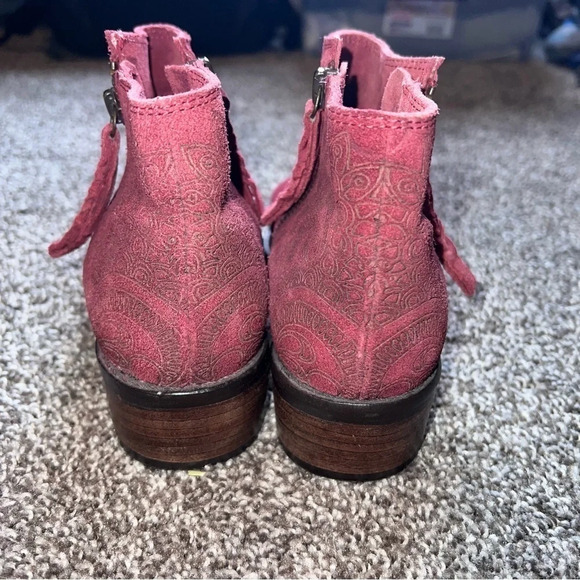 Naughty Monkey Red Suede Western Booties Size 7 - Picture 5 of 10
